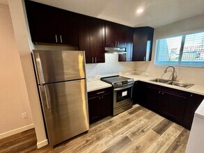 2187 Everett Ave in San Diego, CA - Building Photo - Building Photo