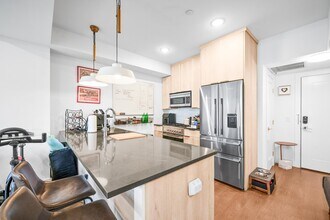 386 5th St in Jersey City, NJ - Building Photo - Building Photo