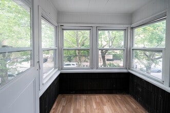 66 Van Reipen Ave in Jersey City, NJ - Building Photo - Building Photo