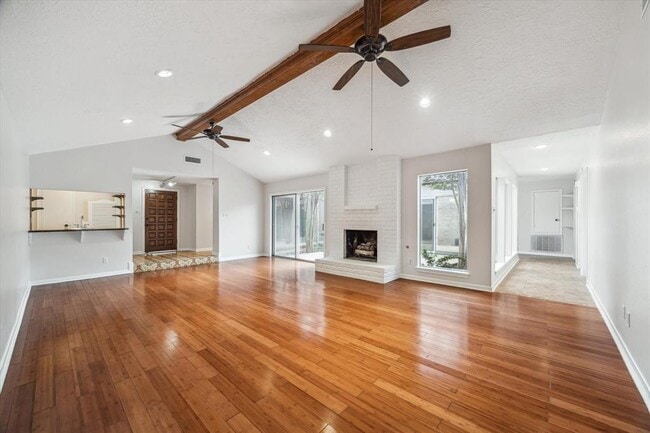 7806 Rollingbrook Dr in Houston, TX - Building Photo - Building Photo