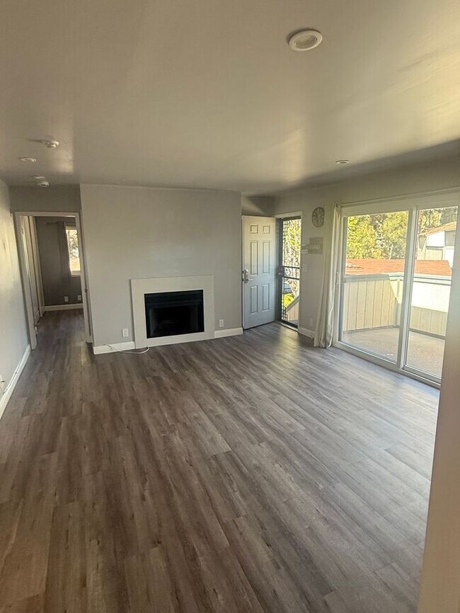 2613 Copa Del Oro Dr in Union City, CA - Building Photo - Building Photo