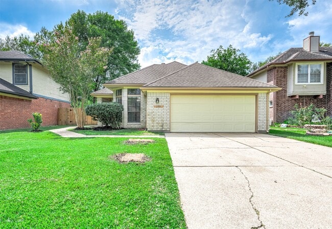 property at 1927 Summerfield Pl
