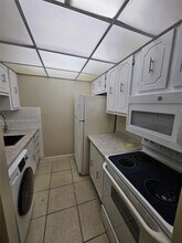 4129 NW 88th Ave in Coral Springs, FL - Foto de edificio - Building Photo