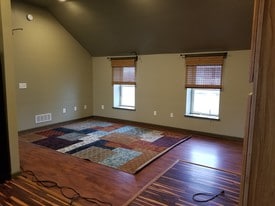 90 Washington St, Unit B in Waterloo, NY - Building Photo