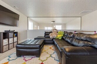 5118 N Cunard Wy in Meridian, ID - Building Photo - Building Photo