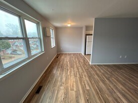 4714 St Denis Dr in Philadelphia, PA - Building Photo