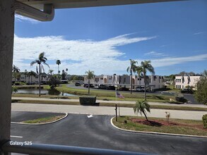 8101 Heatherwood Dr in Seminole, FL - Building Photo - Building Photo