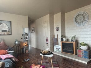 1725 Sunkist Dr in Susanville, CA - Building Photo - Building Photo