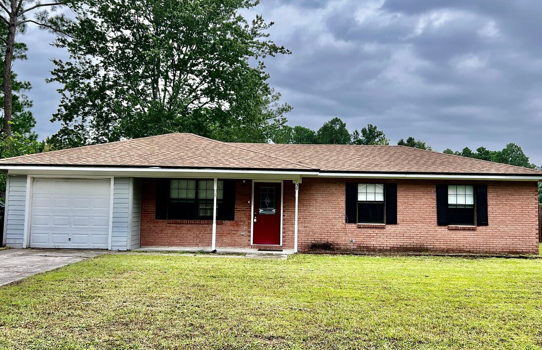 130 Tapique Cir in St. Marys, GA - Building Photo