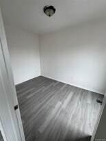 238 S 3rd Ave in Mount Vernon, NY - Building Photo