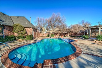 1300 Irvine Dr in Edmond, OK - Building Photo - Building Photo