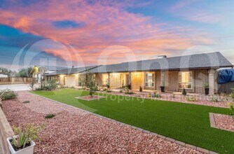 16227 North 21st St in Phoenix, AZ - Building Photo - Building Photo