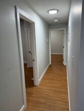 7 Esmond St-Unit -11 in Boston, MA - Foto de edificio - Building Photo
