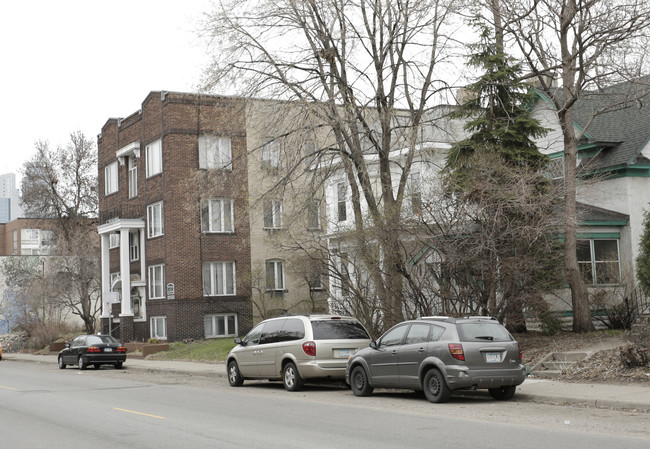 1915 3rd Ave S in Minneapolis, MN - Foto de edificio - Building Photo