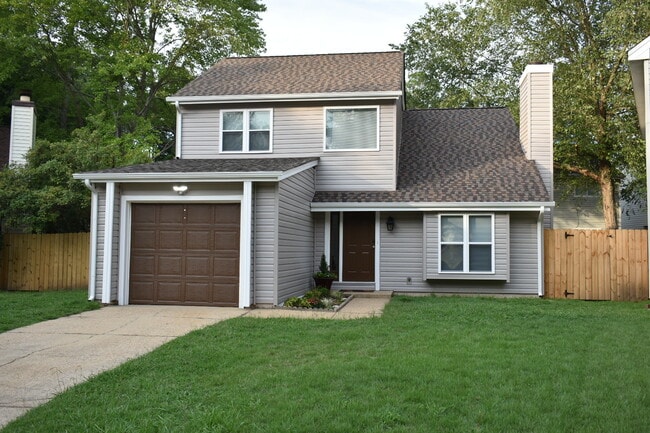 13422 Oakleaf Ct in Newport News, VA - Building Photo - Building Photo