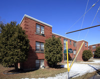 Saranac Park Apartments in Toronto, ON - Building Photo - Building Photo