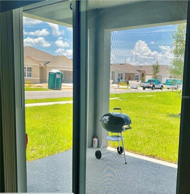 992 Serchio St in Haines City, FL - Building Photo - Building Photo