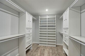 1640 Cumberland Terrace in Glendale, CA - Building Photo - Building Photo