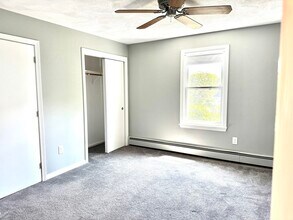 28 Clark St in Danvers, MA - Building Photo - Building Photo