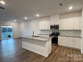 5012 Falstone Dr in Charlotte, NC - Building Photo - Building Photo