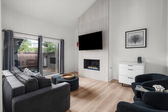 236 Reef Ct in Santa Barbara, CA - Building Photo - Building Photo