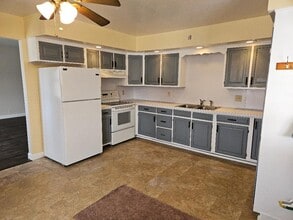 416 Erie St in Wapakoneta, OH - Building Photo - Building Photo