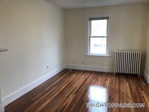 36 Shannon St in Boston, MA - Building Photo - Building Photo