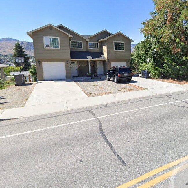 934 N Baker Ave Rentals in East Wenatchee, WA