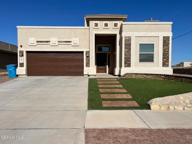 101 S Manzanita Dr in El Paso, TX - Building Photo - Building Photo