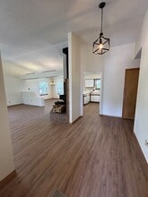 1 Autumnwood Ct in Edgewood, NM - Foto de edificio - Building Photo