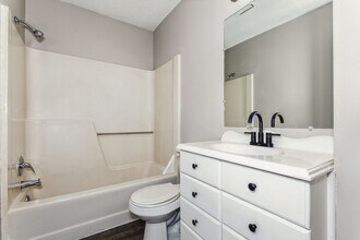 408 S Woodchuck Ln in Wichita, KS - Building Photo - Building Photo