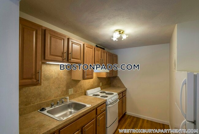 1799 Centre St in Boston, MA - Foto de edificio - Building Photo