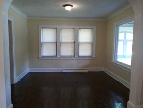 1712 Vernon St in Rockford, IL - Building Photo - Building Photo