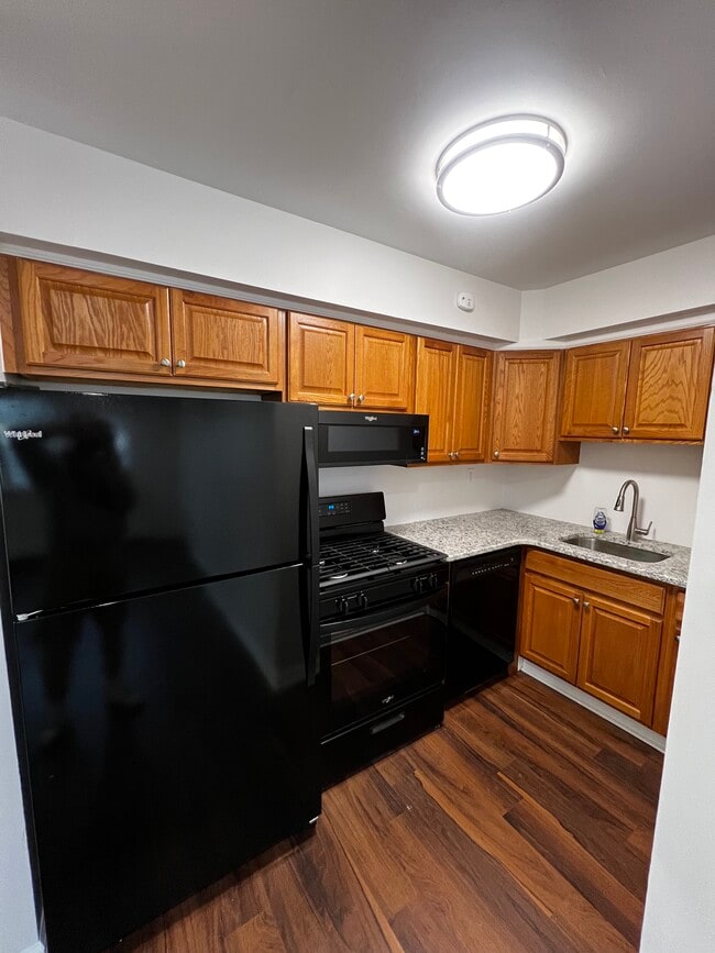 50 Thomas Rd, Unit 52 in Aston, PA - Foto de edificio - Building Photo