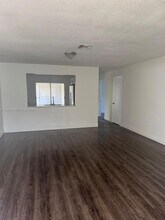 1101 Grant St in West Palm Beach, FL - Foto de edificio - Building Photo