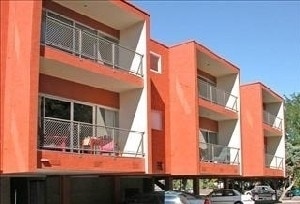 property at 1005 N 9th St