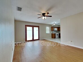 705 Bridge St in Georgetown, TX - Foto de edificio - Building Photo
