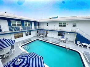4541 N Ocean Dr in Lauderdale-by-the-Sea, FL - Building Photo - Building Photo