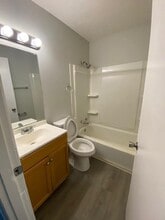 570 Anniston Dr in Lexington, KY - Building Photo - Building Photo