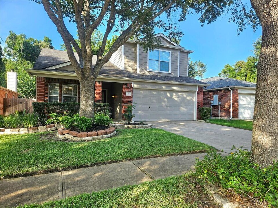 10143 Antelope Alley in Missouri City, TX - Building Photo