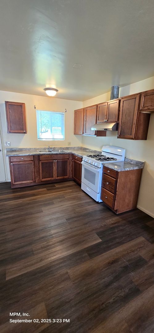 property at 420 4th St