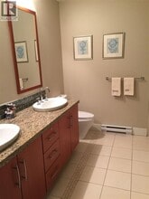 6333 Larkin Dr in Vancouver, BC - Building Photo - Building Photo