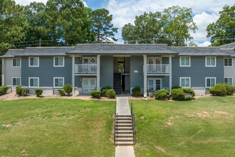 MarQ Vestavia in Vestavia Hills, AL - Building Photo - Building Photo