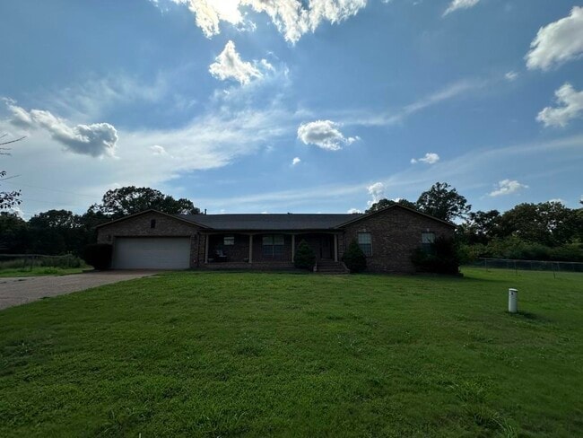 property at 400 Thomas Rd