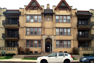 Sherbrooke Manor in Detroit, MI - Building Photo - Building Photo