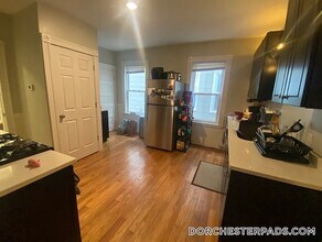 10 Taft St in Boston, MA - Building Photo - Building Photo