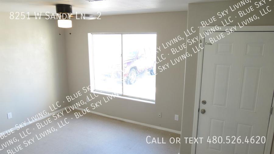 8251 W Sandy Ln in Arizona City, AZ - Building Photo