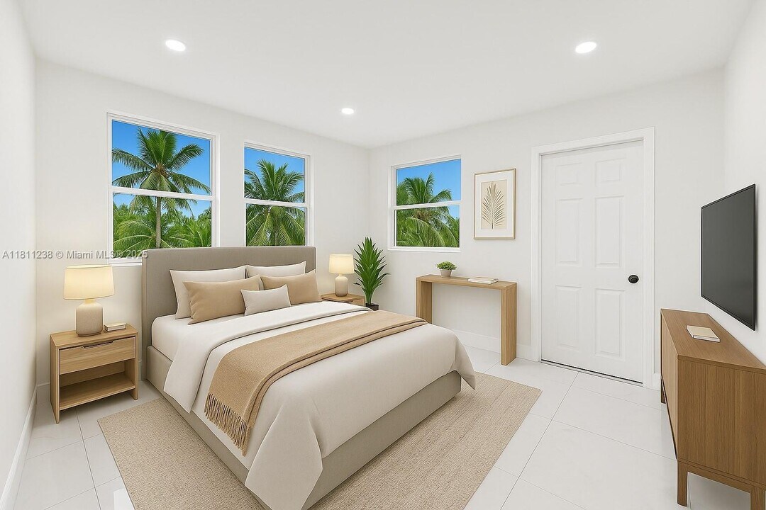105 NW 14th Way in Dania Beach, FL - Building Photo