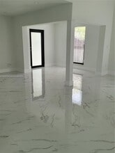8900 SW 5th Terrace in Miami, FL - Building Photo - Building Photo