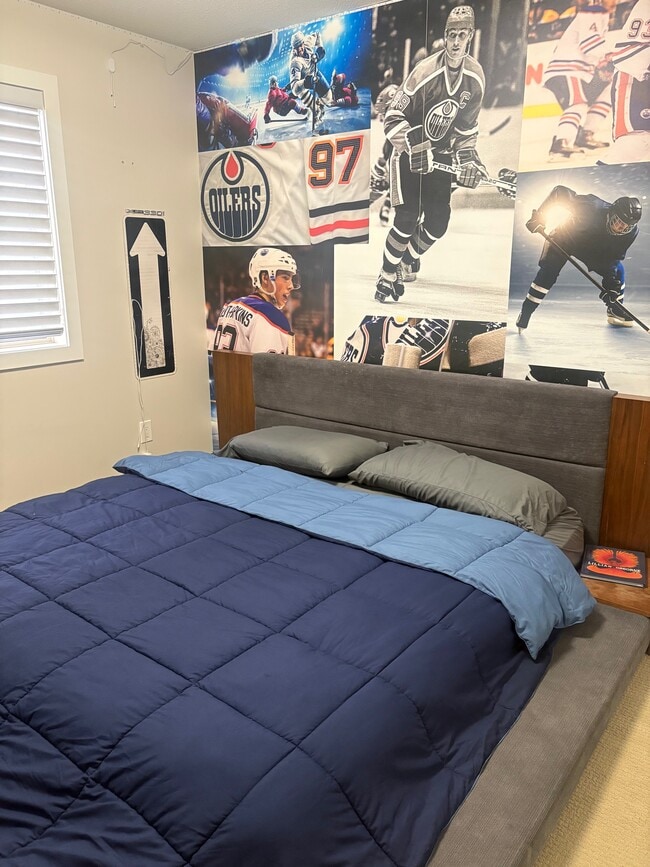 7609 May Gate NW in Edmonton, AB - Building Photo - Building Photo